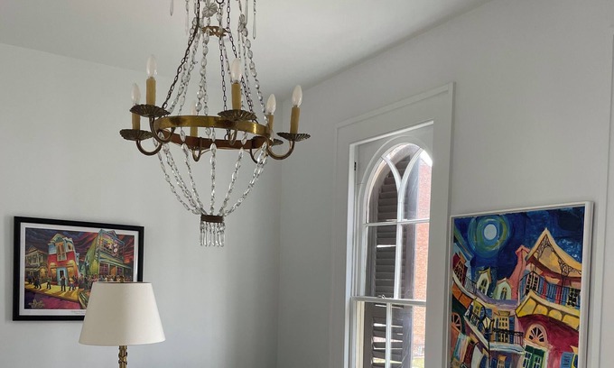 Faubourg Lafayette Cottage | Luxury Newly Renovated Carriage House in Lower Garden District