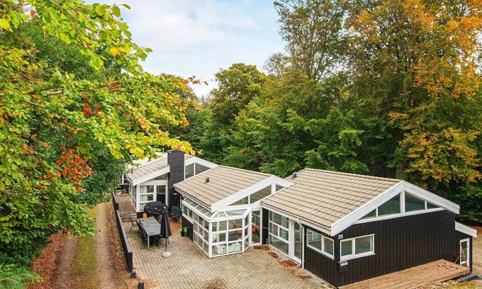 Fjellerup Strand House | Luxury Oasis near Grena Strand-By Traum