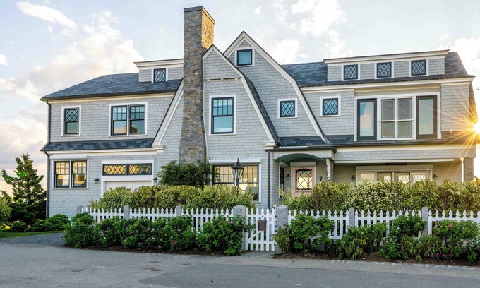 Kennebunk House | Luxury oceanfront 5 bedroom, 5.5 bath private dock overlooking Mothers Beach!