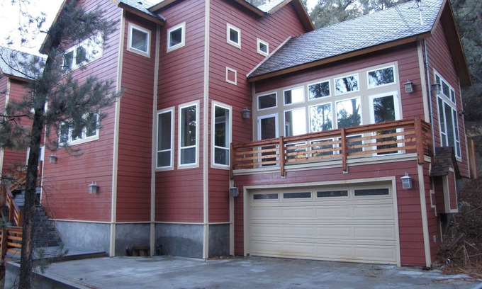 Pine Mountain Club House | Luxury on the Mountain