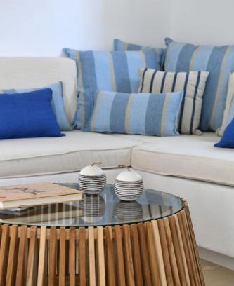 Glisidia Villa | Luxury Paros Villa Villa Ianthe Striking Beauty 4 Bedrooms Glisidia