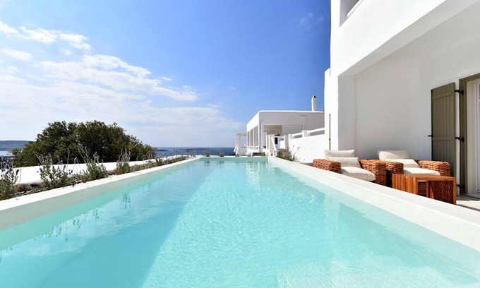 Glisidia Villa | Luxury Paros Villa | Villa Kallihroe | Privacy & Luxury | Private Pool