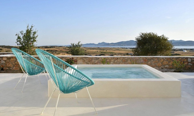 Glisidia Villa | Luxury Paros Villa | Villa Aethra |.