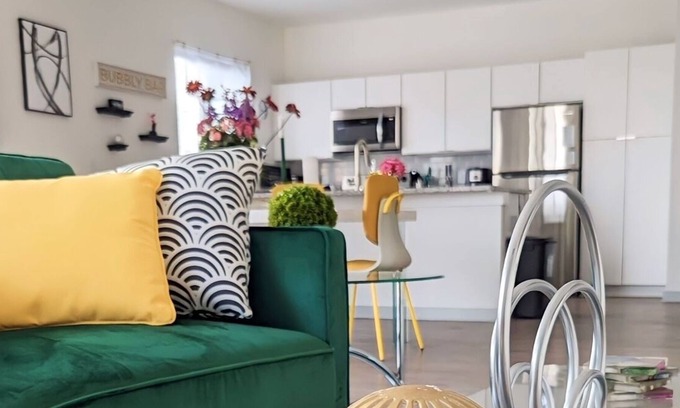 Downtown Apartment | Luxury Penthouse Condo on the Harbor