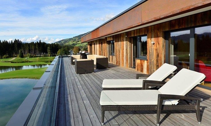 Westendorf Apartment | Luxury Penthouse, roof terrace, pool, at the golf course, PURE Resort Westendorf