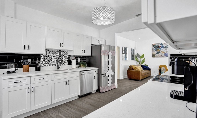 Ives Estates Villa | Luxury Pool Villa 5BD 4BA