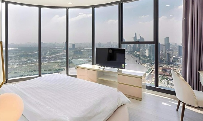 Hang Xanh Apartment | Luxury Radison at Landmark 81 Vinhomes