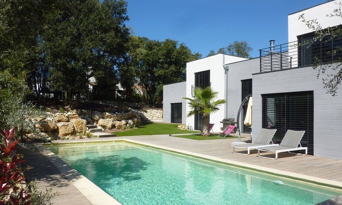 Saint-Gely-du-Fesc Villa | Luxury, relaxation and leisure under the southern sun!