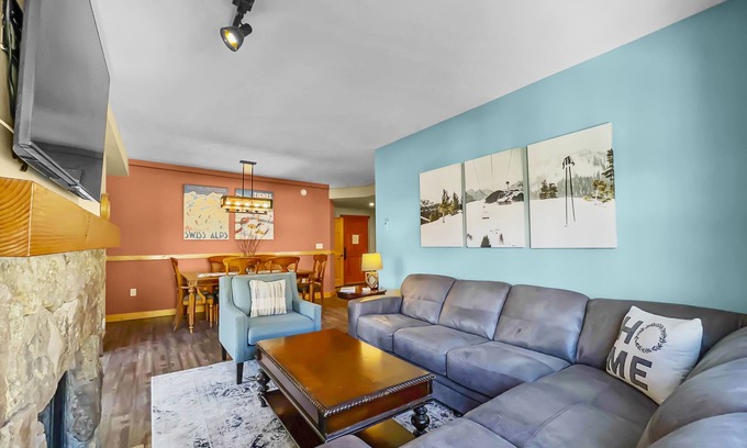 Copper Mountain Village Condo | Luxury Remodeled Condo Short Walk to Lifts Incredible View 3 Hot tubs! PP403