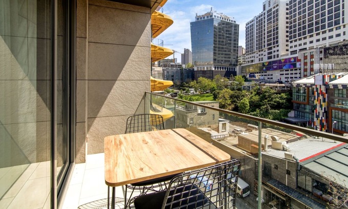 Harbiye Apartment | Luxury Residence Balcony w Pool in Sisli