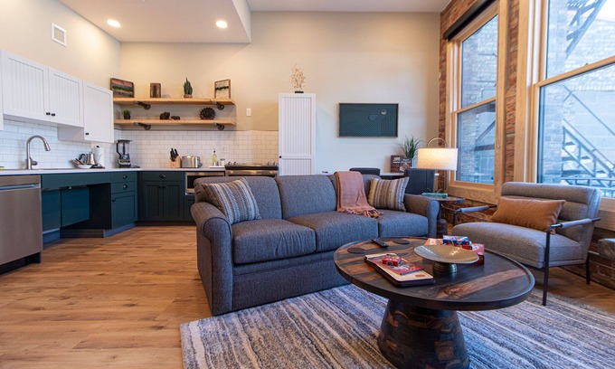 Duluth Apartment | Luxury Residential Suite Duluth Press 102 | ADA