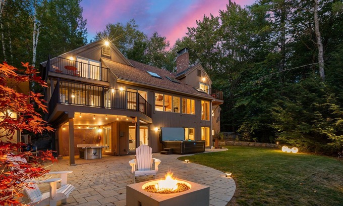 Grantham Ski Chalet | Luxury retreat in Eastman community near mount Sunapee, Dartmouth College.