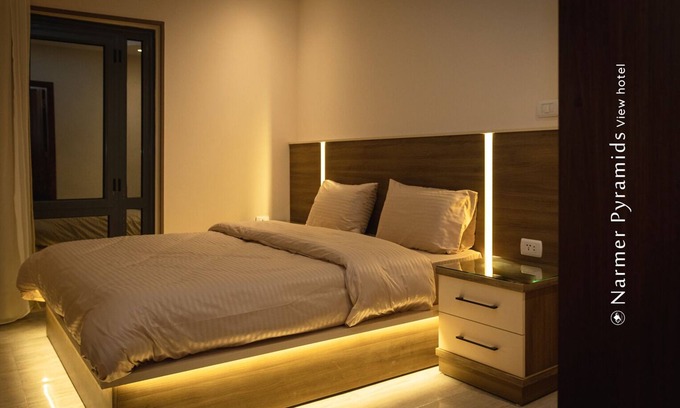 Al-'Umraniyah Bed & Breakfast | Luxury room few steps away from The Great Pyramids
