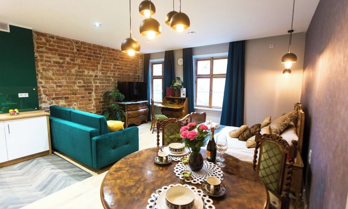 Stare Miasto Apartment | Luxury Royal Apartment