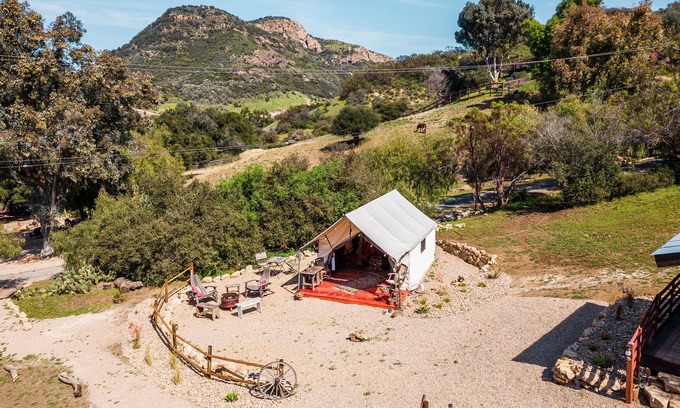 Thousand Oaks House | Luxury Safari Tent in Santa Monica Mountains close to Malibu and beaches
