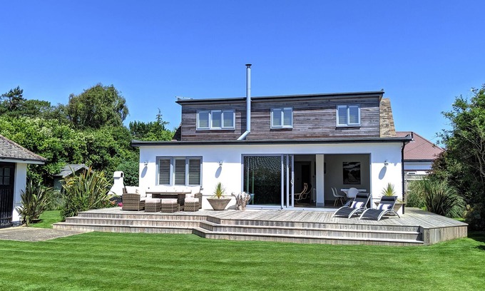 East Preston Cottage | Luxury seaside home with beautiful south facing garden on private sea estate.