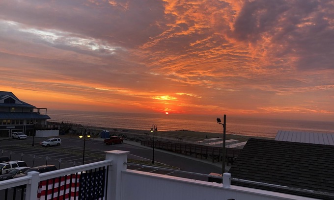 Fort Monmouth House | Luxury seaside home, ocean block, centrally located
