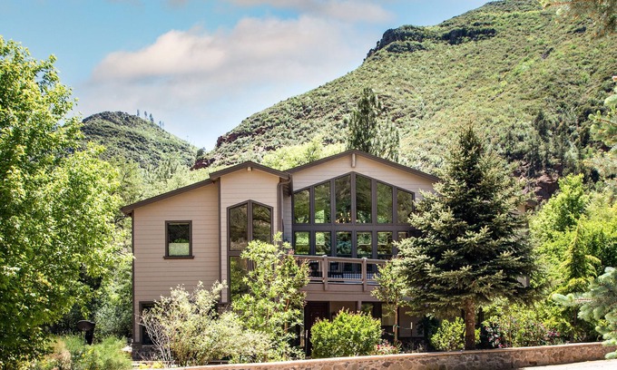 Sedona House | Luxury Sedona retreat near Slide Rock—stunning red rock views & outdoor oasis.
