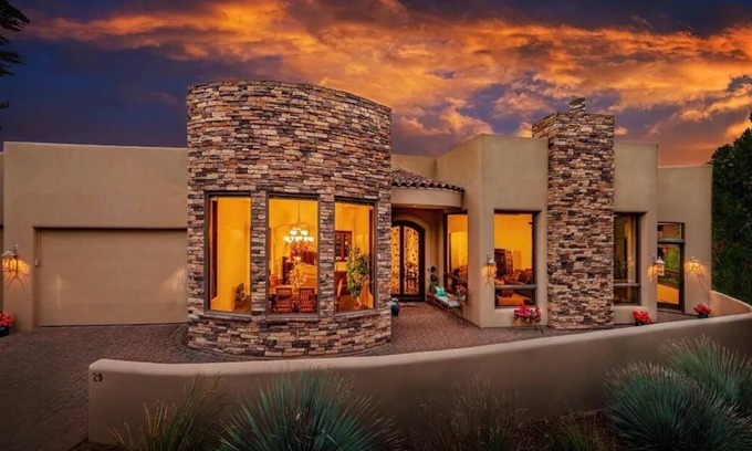 Oak Creek House | Luxury Sedona Retreat with Scenic Red Rock Views!