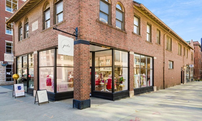 Short North Condo | Luxury Short North Top Floor Condo & 2 Beds