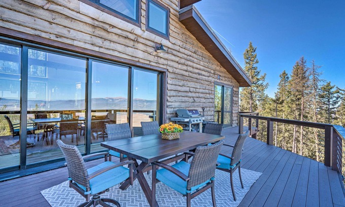 Angel Fire House | Luxury Ski-In/Out Getaway w/Hot Tub & Views!