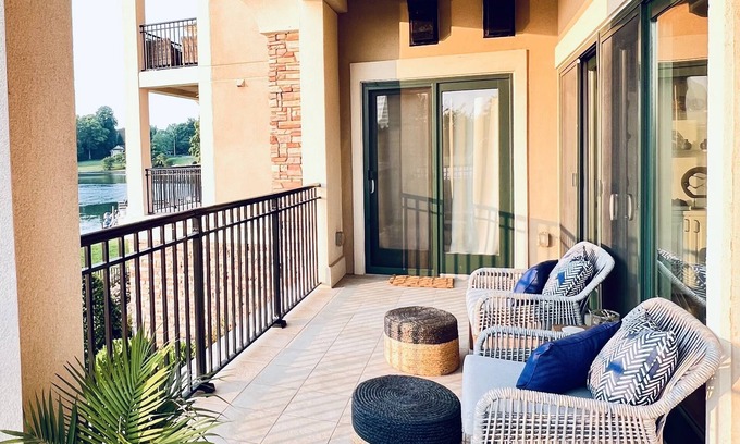 Westlake Corner Condo | Luxury SML Vacay - 4BR Views + Pool at SML