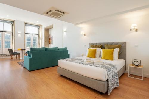 Lordelo do Ouro e Massarelos Apartment | Luxury stay Studio overlooking the Douro River