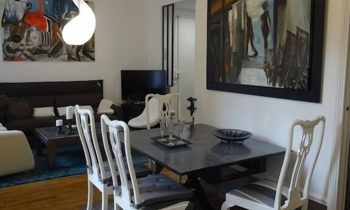 Jardin des plantes Apartment | Luxury stay with champagne in an Artist's Atelier In The 5th