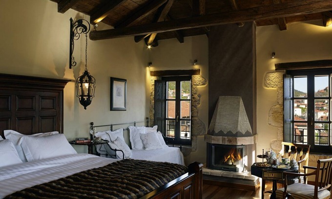 Levidi Villa | LUXURY STONE VILLA IN THE CENTRE OF PELOPONNESE -SUPERIOR SUITE-FAMILY FRIENDLY