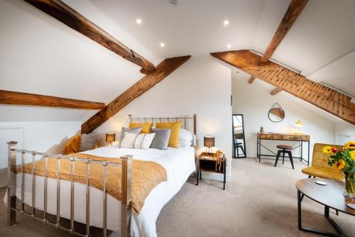 Whitehaven Apartment | Luxury Studio Apartment - Town Centre