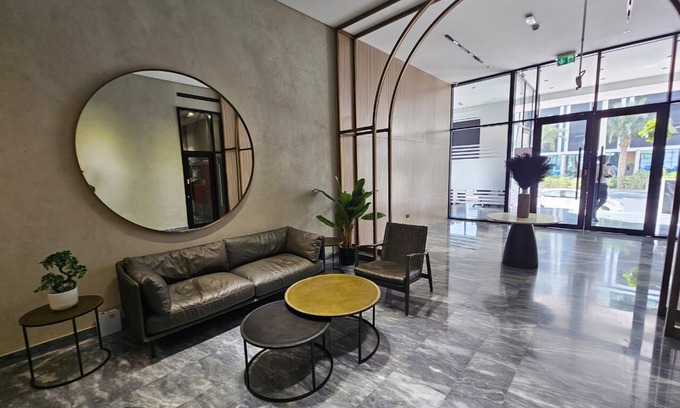 Al Barsha 1 Apartment | Luxury Studio in Jumeirah Village Circle