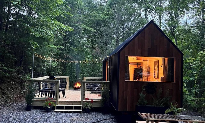Murphy House | Luxury tiny home in the North Carolina Mountains