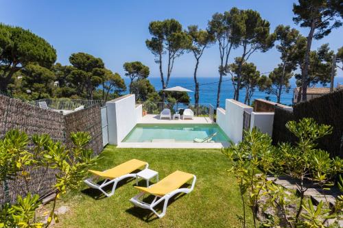 Calella de Palafrugell Villa | Luxury Villa in front of the sea PROA