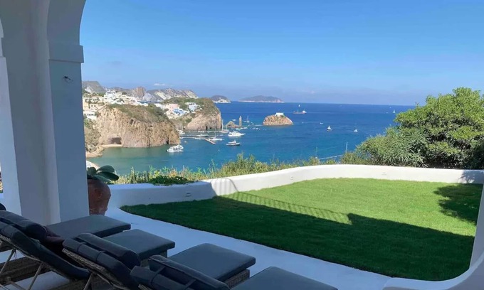 Ponza Villa | Luxury villa, amazing seaview!