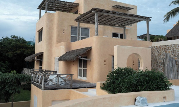 Costa Careyes Villa | Luxury Villa: Beachfront & Premium Services