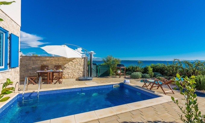 Privlaka Villa | Luxury Villa Miri On The Beach