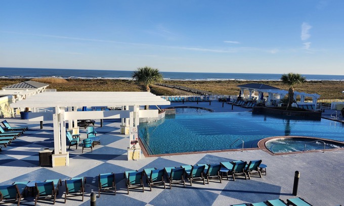 Red Fish Cove Condo | Luxury Villa on Gulf Beach next to Pointe West Resort Club