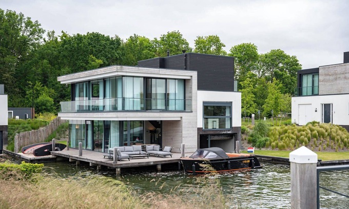 Arnemuiden Villa | Luxury villa on the Veerse Meer - 8 persons - DPW-8