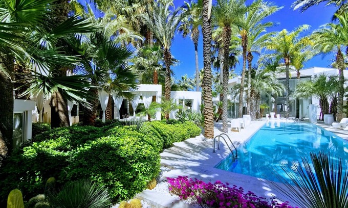 Marinella di Selinunte Villa | Luxury Villa, Private Pool, Garden, Solarium with Sea View