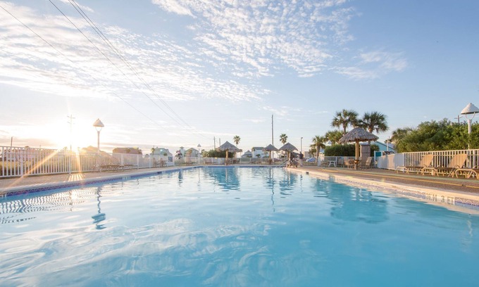 Galveston Villa | Luxury Villa, Private Lounge Access, Pool and Gym