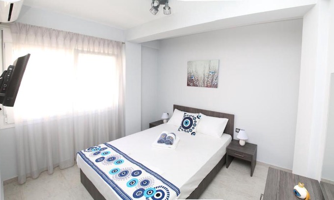 Keramoti Apartment | Luxury Villa Siniori