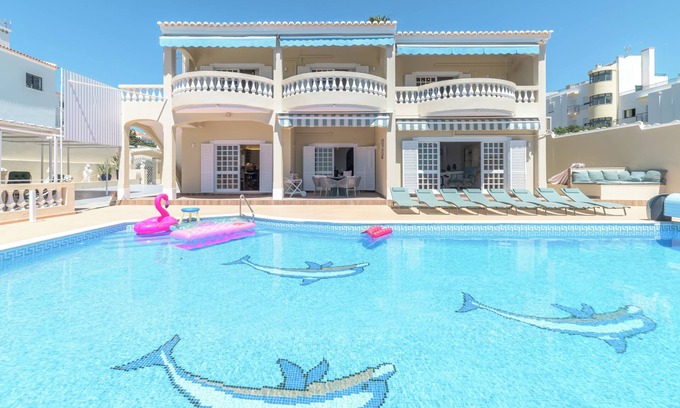 Alfarrobeira Villa | Luxury villa with best sea view in Lagos, Meia Praia, 6 rooms, 12 persons.