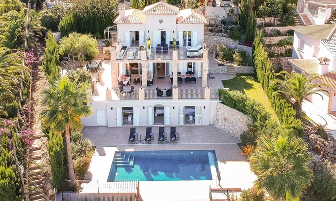 Mar Azul Villa | Luxury villa with sea views - 400m from famous Portichol beach and 5 bedrooms.