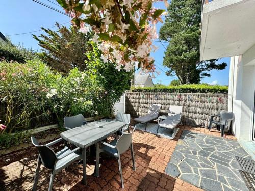 La Trinite-sur-Mer Apartment | méridien situé proximité de la plage du men du