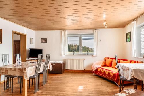 Aicha vorm Wald Apartment | Möblierte Wohnung Ferienwohnung