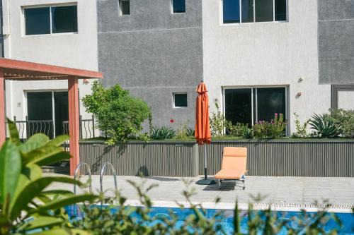 King Abdul Aziz Road Apartment | Mabaat-White Pearl Compound 600 B Villa 16