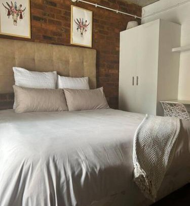 Downtown Johannesburg Apartment | Maboneng Craftmenship 236