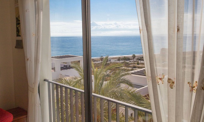Playa Macenas House | Macenas VII, 2/3 bedroom, 2 bathroom with sea and mountain views