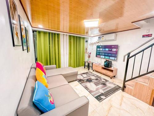 Mandaue Apartment | Maddox Homestay Fully airconditioned