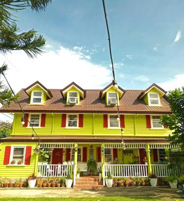 Santa Rosa House | Madie's Place Guest House